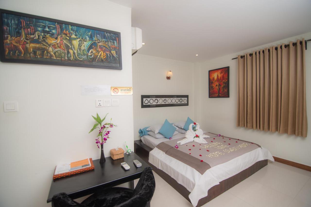 One Up - Banana Hotel Phnom Penh Exterior foto